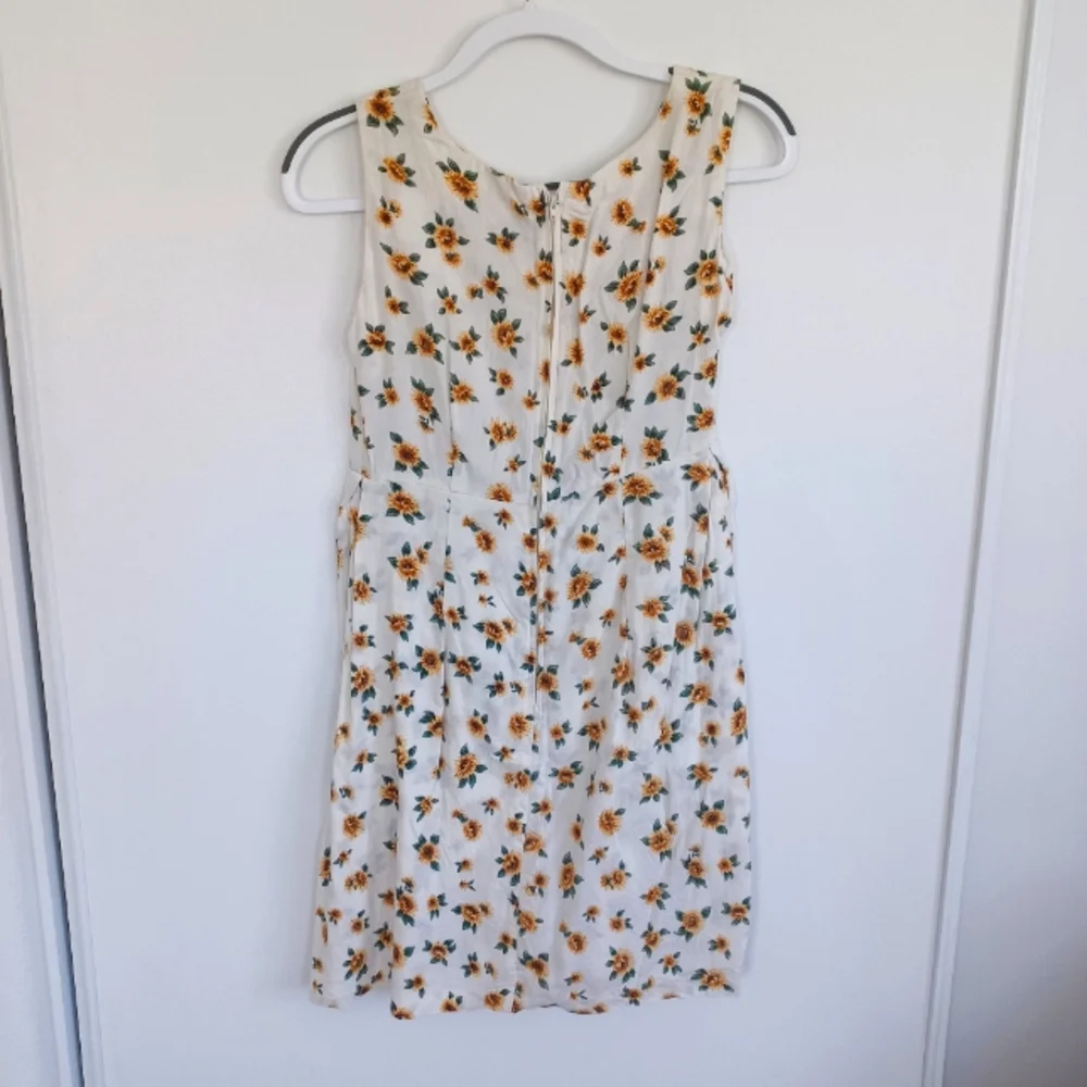 Sunflower summer dress with shorts - Picture 2 of 6
